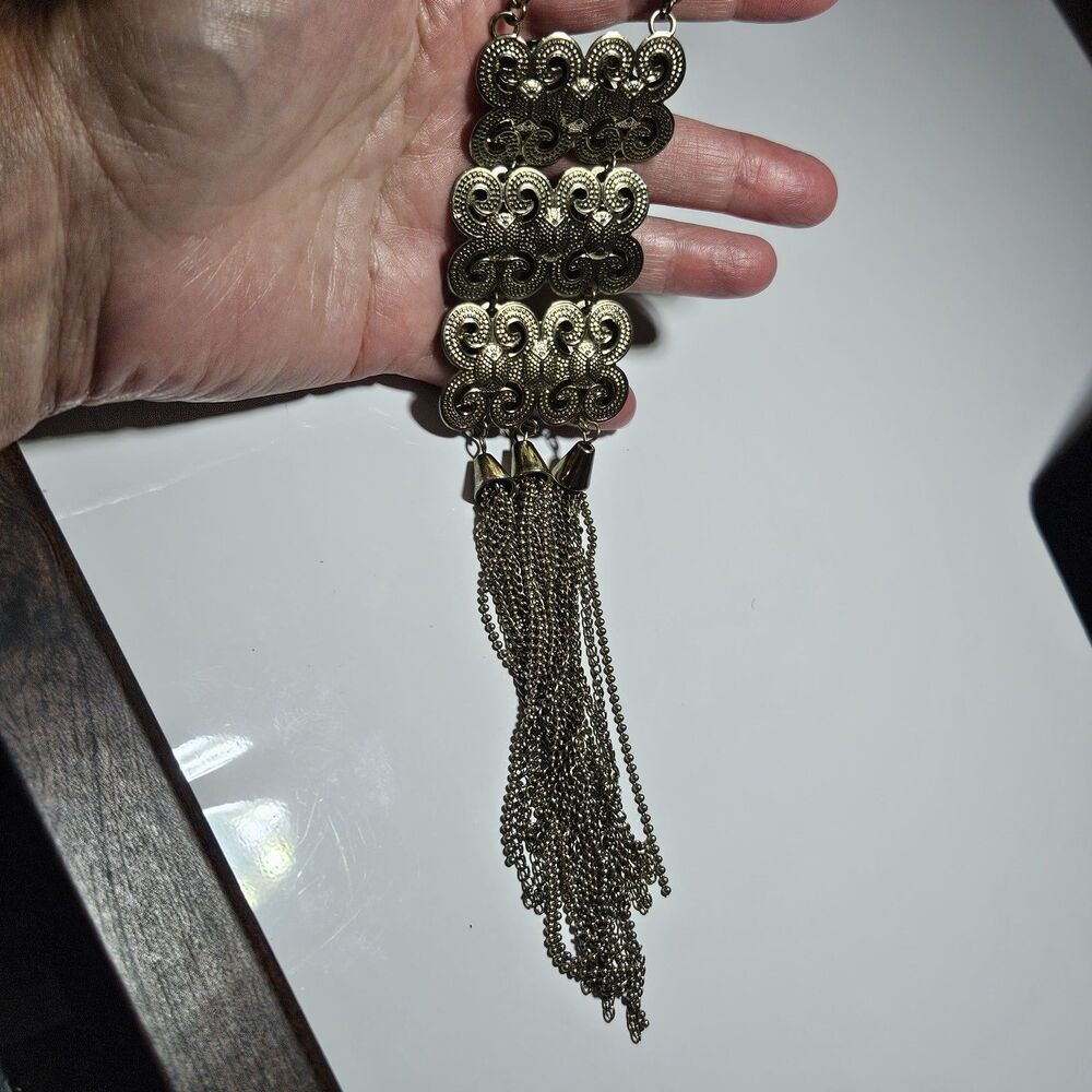 Large Gold Tone Tassel Articulated Statement Necklace 36" - Picture 4 of 15